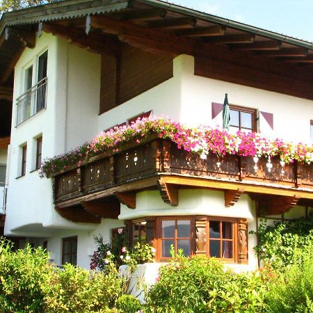 Appartement Lotte Familie Gruenberger Brixen im Thale Exterior foto